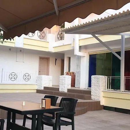 Hotel Star 2*