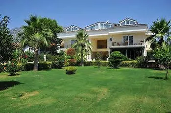 Hotel Star 2*